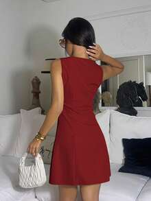 Ronhire 女士纯色圆领单排扣无袖简约迷你连衣裙 - 酒紅色 - 查看 2