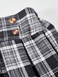 SHEIN 两件套女童针织背心衬衫套装，搭配复古格子裙，时尚百搭，适合日常、通勤和上学穿着。 - 黑色 - 查看 5