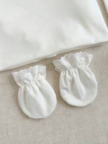 4-Piece Newborn Outfit Set: Cute Peter Pan Collar White Lace Romper, Hat, Swaddle Wrap, And Gloves Baby Girl Clothes Lace Trim Fall Winter - White - View 7