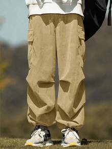 Manfinity Roghcode 男士翻盖口袋侧抽绳腰带工装裤 - 卡其色 - 查看 3