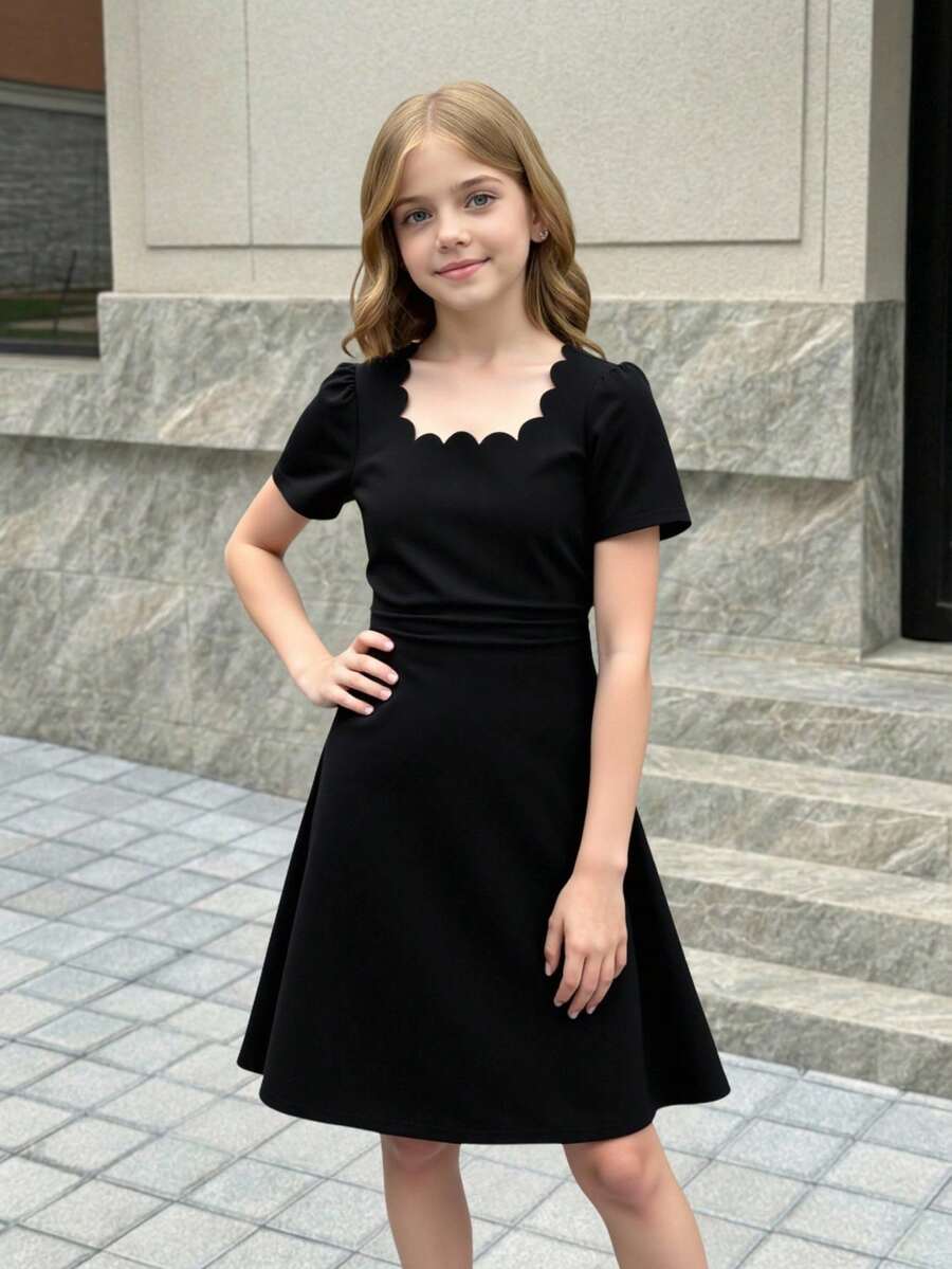 SHEIN Tween Girls' Elegant Commute & Party Wavy Collar Waist Cinched Short Sleeve Mini Knit Dress - Black - View 1