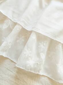 SHEIN Vintaside Kids 女童优雅公主风荷叶边领泡泡袖提花刺绣双层荷叶边下摆宽松公主裙，适合度假、旅行、派对、送礼、春秋季穿着。 - 白色 - 查看 8