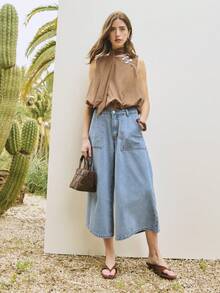 Nöista 这款无袖优雅衬衫采用中式结扣和围巾领设计，轻盈精致，版型宽松，是打造优雅造型、外出装扮、情人节造型、春夏装扮或日常时尚穿搭的理想之选。 - 咖啡棕 - 查看 3