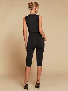 COSMINA Women's Contrast Lace Deep V-Neck Camisole And Capri Pants 2-Piece Set, Elegant Outfit, Commuter Style, Lace Splice V-Neck Top, Daily Wear, Spring/Summer, Casual Women's Clothing, Paired With Jacket, Fashionable Set, Black Elegant Ladies Suit - Black - View 8