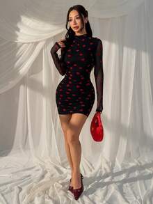 SHEIN EZwear 女士红色植绒爱心紧身迷你连衣裙 - 黑色 - 查看 5