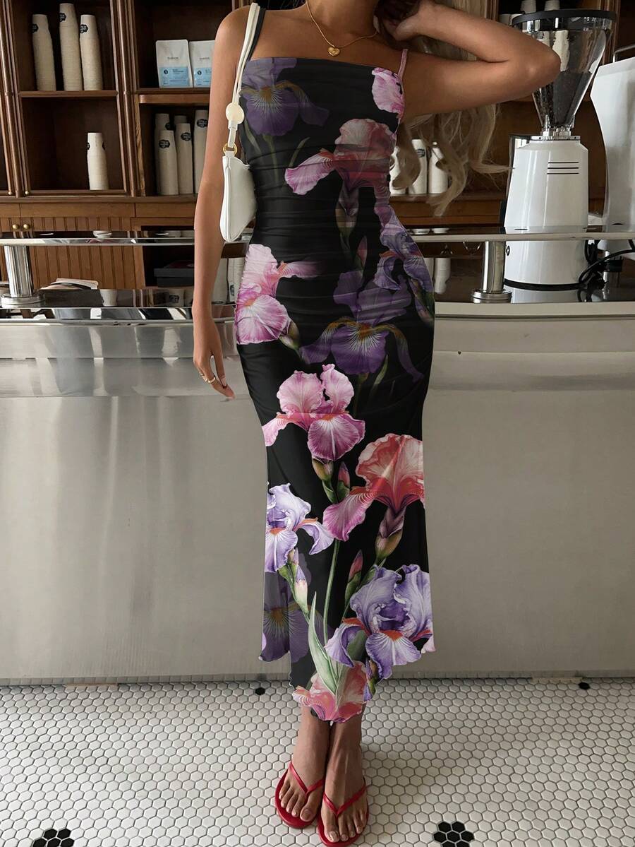 SHEIN EZwear Đầm nữ dáng lửng xếp ly, họa tiết hoa tối giản, phong cách thường ngày. - Nhiều màu - Xem 1