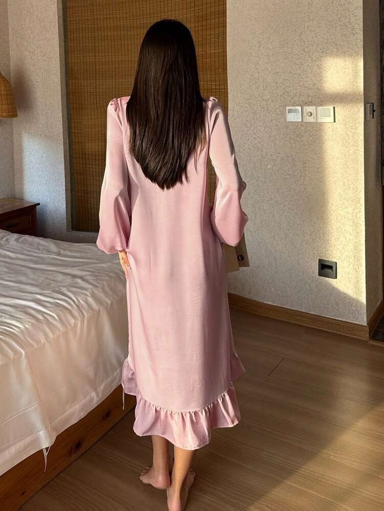 Charming Satin & Lace Patchwork Puff Sleeve Mid-Length Women Nightgown