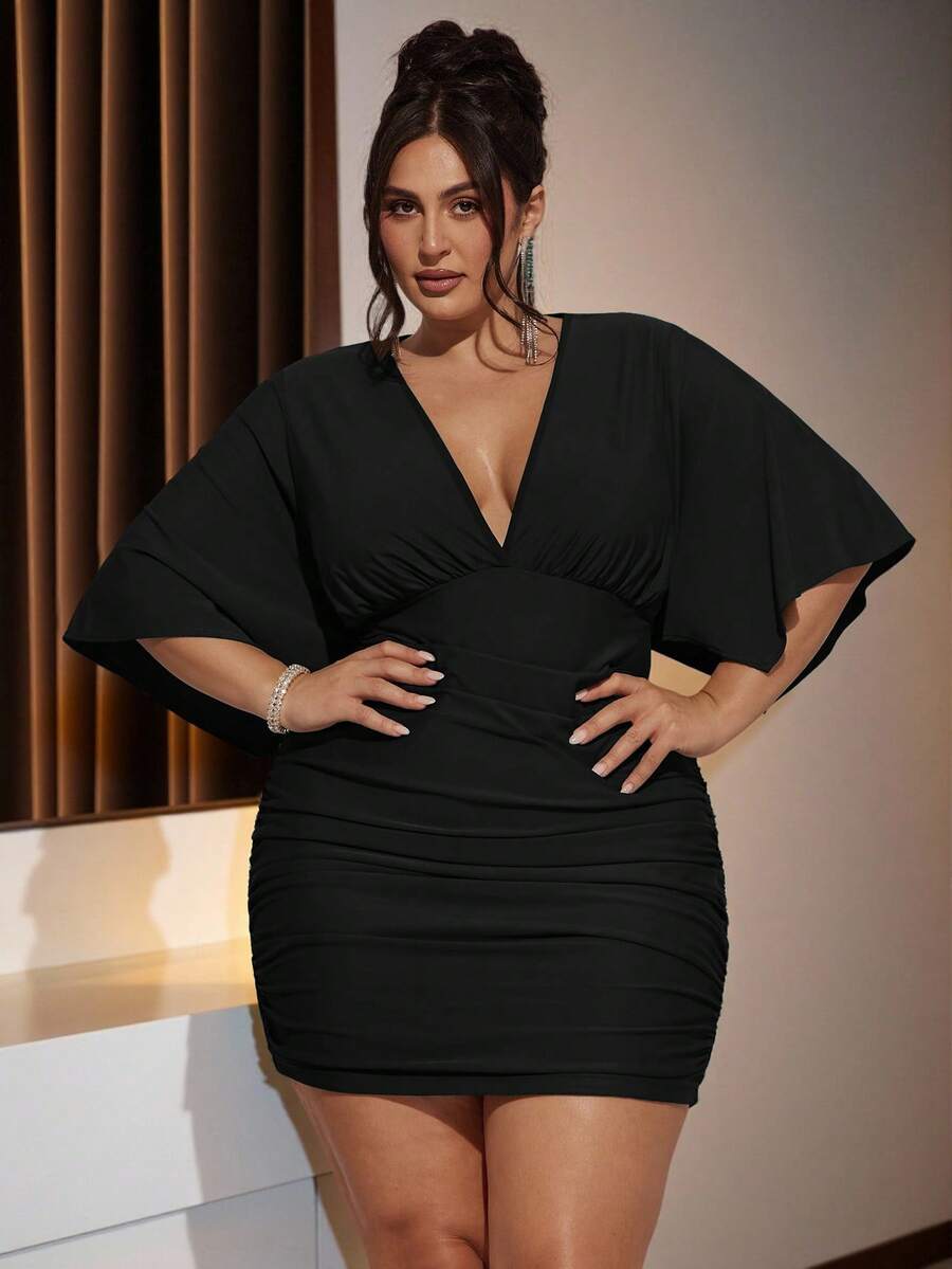 SHEIN BAE Plus Size Women V-Neck Mini Green Christmas Dress - Black - View 1