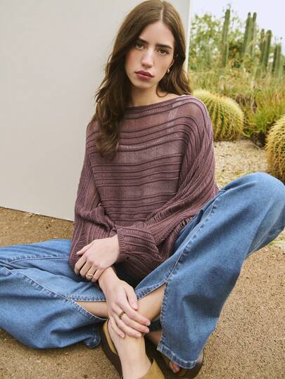 Nöista Suéter oversize de manga larga en color ciruela. Tejido abierto con textura de rayas horizontales. Para looks festivos de resort y Día de San Valentín, primavera y verano.
