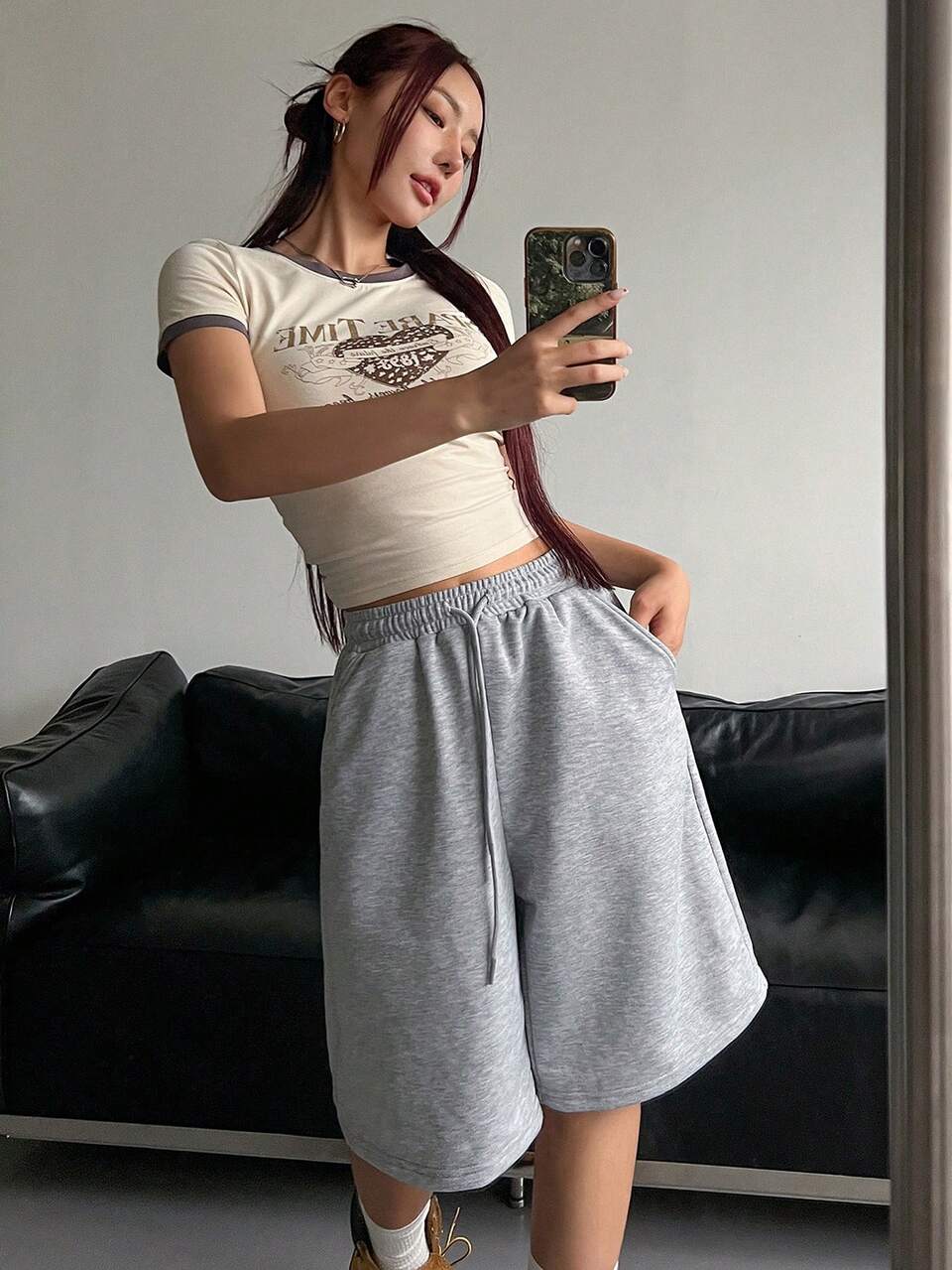 Women's Solid Color Drawstring Waist Pocket Loose Casual Shorts