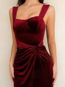 Bris Aura Red Glitter Twist Front Spaghetti Strap Sleeveless Dress,Sexy Women Dresses,Masquerade Ball Dress,New Year Women Dress,Sexy Red Dress,Sexy Party Dress,Birthday Women Outfits,New Year Women Clothes,New Year Party Dress,Rosso Ancora Dress