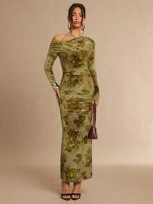 Silquee 优雅绿色植绒花卉不对称领口褶皱修身长袖连衣裙，适合女性穿着，可用于情人节、圣诞节、约会、外出、夜店派对、优雅聚会和日常穿着。 - 橄欖綠 - 查看 4