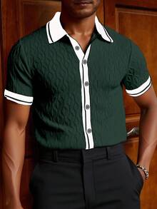 Màu xanh lá cây đậm