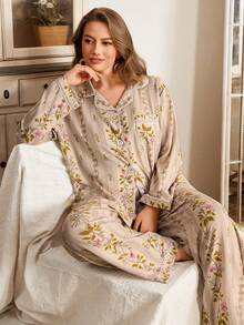 Serenescape Plus Size Ditsy Floral Ruffle Collar Long Sleeve Pajama Set - Multicolor - View 1