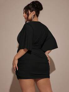 SHEIN BAE Plus Size Women V-Neck Mini Green Christmas Dress - Black - View 2