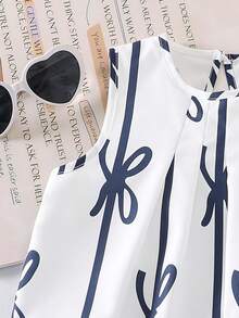 SHEIN 2pcs/Set Toddler Girls' Fashionable Cute 3D Bow Decor Sleeveless Tank Top And Cropped Pants Set, Versatile For Daily Wear, Spring/Summer Preppy Two Piece Set Navy Blue Pants For Girls - Blue - View 5