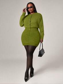 Radiana 大码女装秋冬优雅圆领修身开衫及配套半裙两件套，适合街头风、都市风、性感办公室女郎风、度假装、通勤装、商务装。 - 綠色 - 查看 3