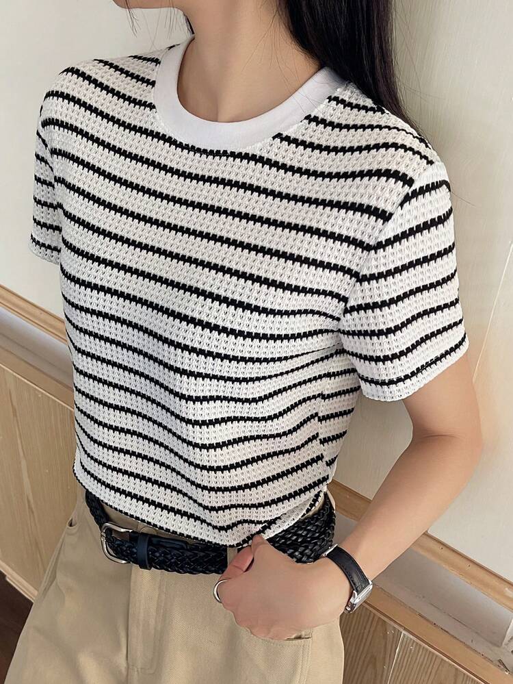Loose Casual Business Style Fashion Office Wear Street Texture Black & White Contrast Plaid Striped Short Sleeve T-Shirt For Women, Spring/Summer