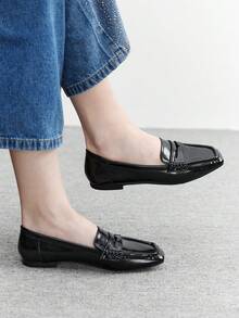 CUCCOO BIZCHIC 女士方头休闲通勤百搭鞋 - 黑色 - 查看 1