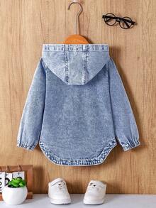 Girls' Light Blue Washed Denim Hooded Long Sleeve Jacket, Casual Loose Fit Denim Shirt Style Coat, Soft & Lightweight Fabric, Suitable For Daily Wear, School, Commute, Party, Home, Back To School Season, Holiday - Medium Wash - View 4