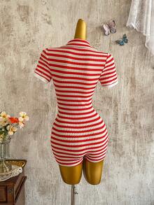 Elamini 红色条纹针织翻领半拉链纽扣短袖修身连体裤，女士春夏复古度假休闲简约通勤日常百搭款 - 紅色 - 查看 2