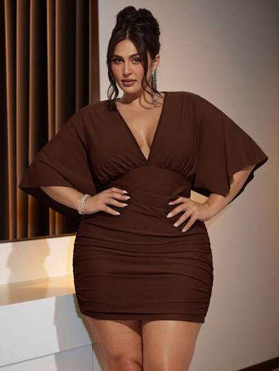 SHEIN BAE Plus Size Women V-Neck Mini Green Christmas Dress