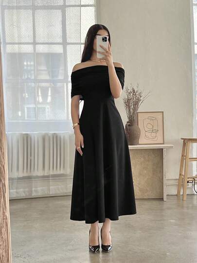 Andrea Bello 女士优雅简约精致浪漫时尚性感连衣裙，露肩高腰 A 字形伞裙，适合度假、通勤、约会，灰色长裙