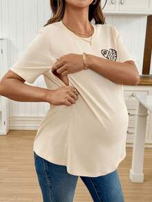 SHEIN Maternity Clothes Maternity Tops Nursing Top Pregnant Women Round Neck Short Sleeve Casual Heart Pattern T-Shirt Going Out Top  Casual T-Shirt Maternity Tops Pregnancy Shirts Maternity Clothes T Shirts Breastfeeding Shirt Nursing Tops - Khaki - View 2