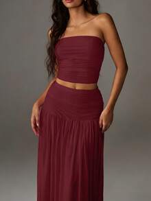 SHEIN PETITE Bộ 2 món áo bandeau lưới trơn màu và chân váy maxi cho nữ - Màu Đỏ Sâu - Xem 6