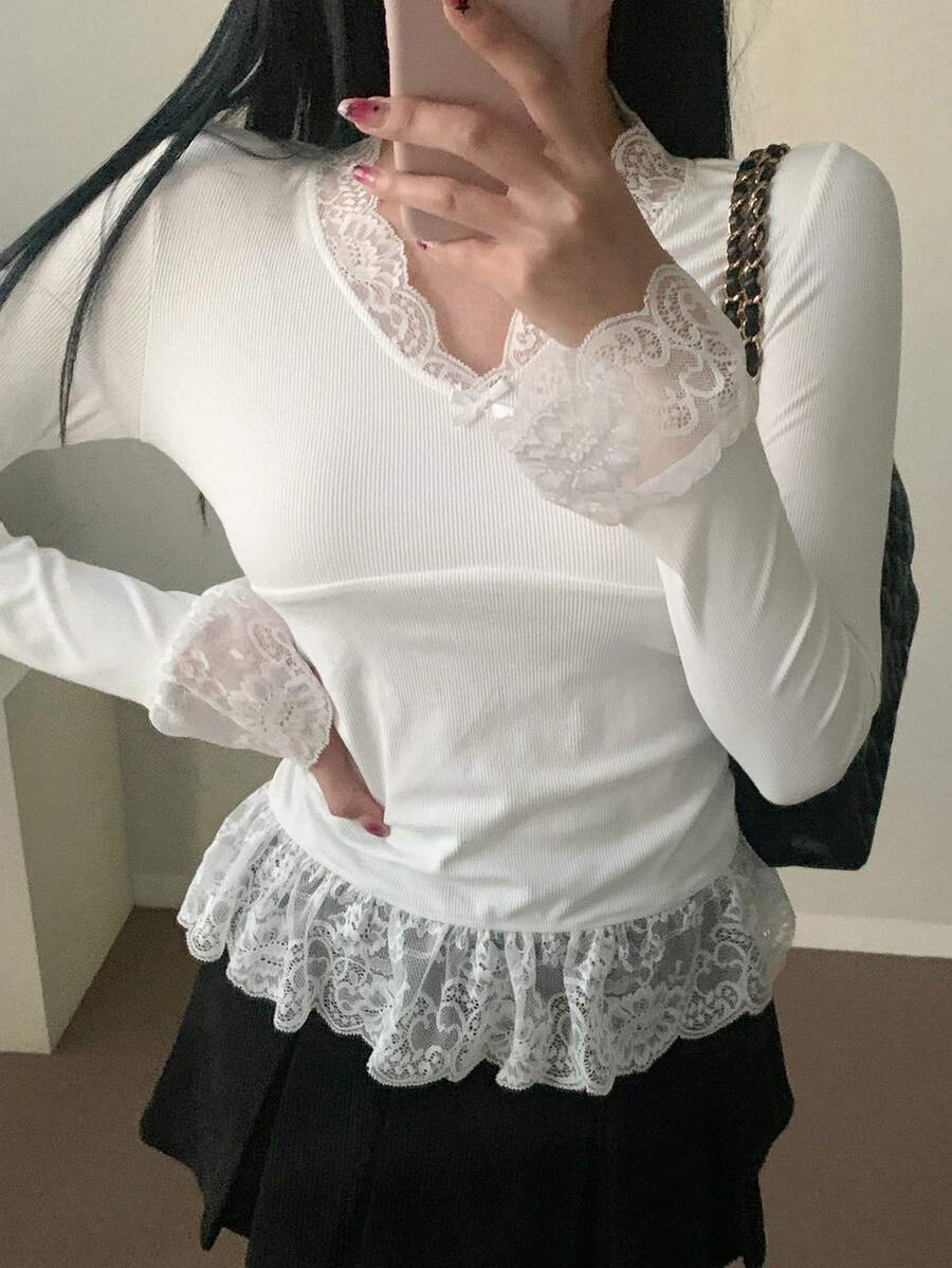 DAZY 女士撞色蕾丝V领喇叭袖时尚长袖T恤 - 白色 - 查看 1