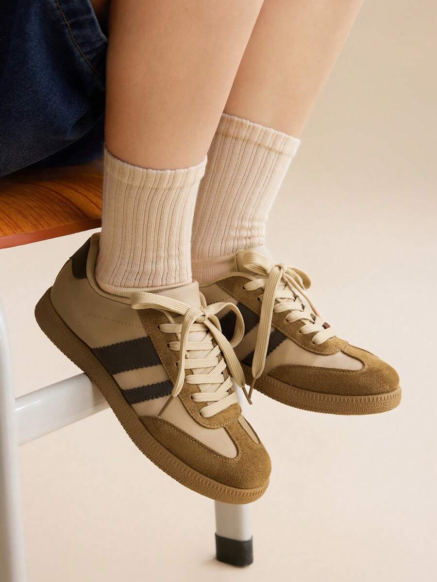 CUCCOO EASI Women's Fashionable Versatile Casual Flat Shoes - Khaki - View 1