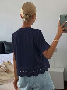 DAZY 女款素色修身圓領短袖蕾絲拼接休閒夏季上衣 T-shirt 校園風 - 藏蓝色 - 查看 2