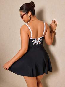 Elaquor Plus Size Contrast Trim Spaghetti Strap Beach Dress - Black - View 4