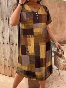 EMERY ROSE Plus Size Plaid Patchwork Print V-Neck Button Decor Dress - Coffee Brown - View 4