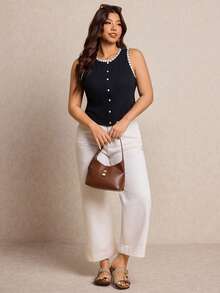 Elaquor Elegante Blumen-Stickerei Ärmellose Bluse in Große Größen, Sommer Ärmellose Bluse in Große Größen, Frühlings Bluse für Damen in Große Größen - Schwarz - Übersicht 5