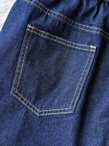 SHEIN EZwear Plus Size Casual Commuter Washed Denim Skirt Summer Clothes Spring Outfit Women Valentine Outfits For Women Beach Skirt Vacation Outfits Women Casual Skirt Denim Mini Skirt Dark Blue A Line Contrast Stitching Casual Design - Dark Wash - View 4