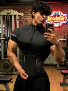 Manfinity Sport PWRUP Men's Casual Sports Running Fitness Zip-Up Short Sleeve T-Shirt - Black - View 1