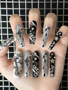 ROMWE 10 miếng trang trí móng tay phong cách Punk đính đinh tán + 3 lọ keo dán móng hai mặt, decal móng tay nghệ thuật Gothic tối màu thủ công chất lượng cao với các họa tiết đầu lâu, ngôi sao, đàn guitar, nơ bằng kim loại cổ điển, móng giả dài hình quan tài có thể tái sử dụng cho hàng ngày, tiệc tùng, dạ hội. - Đen và trắng - Xem 2