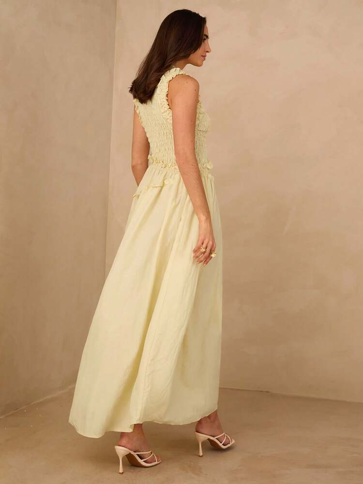 ウエストシェイプ ノースリーブ ブラックドレス