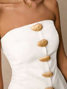 Poéselle Women's Solid Color Metal Decor Bandeau Top And Mini Skirt 2 Pieces Set - White - View 5