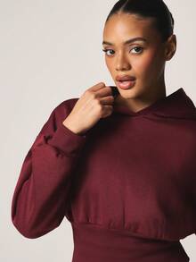 MISSGUIDED Burgundy Cropped Hoodie With Cinched Waist Ribbed Hem Long Sleeve Pullover Sweatshirt - Burgundy - View 6