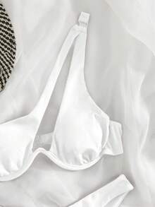 Bonvoyette 2026 Spring/Summer Adjustable Shoulder Strap Underwire Supportive Back Hook Solid Color High Cut Bottom White Women's Bikini 2-Piece Set