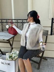 GalTyme Plus Size Women Solid Color Open Front Casual Faux Fur Vest Jacket, Winter - Apricot - View 3