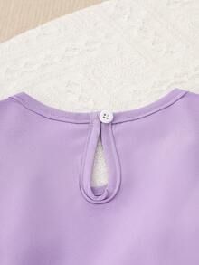SHEIN Elladie kids 两件套女童时尚可爱3D蝴蝶结装饰无袖背心和七分裤套装，适合日常穿着、度假、春夏穿着。薰衣草色女童套装，紫色露脐上衣套装，薰衣草色女童两件套，紫色蝴蝶结上衣和裤子套装。 - 紫色 - 查看 4