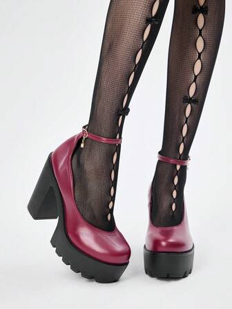 Scarpe Mary Jane da donna con punta chiusa e cinturino incrociato, scarpe da lavoro formali con tacco alto e plateau, stile punk goth con cinturino singolo e fibbia, adatte per divise scolastiche, impermeabili