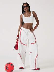 ROMWE Avant 女士宽松低腰白色牛仔裤，饰有红色刺绣图案 - 白色 - 查看 5