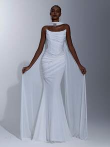 Elitara Elegant White Graceful Strapless Pleated Fish Tail Maxi Wedding Dress With Luxurious Rhinestone Detachable Halter Veil (Removable Halter Piece)