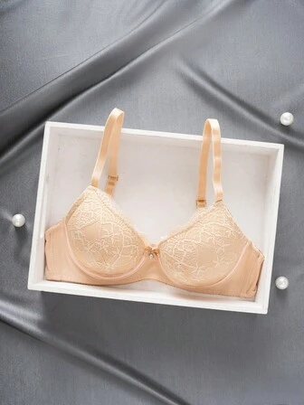 1 pièce Soutien-gorge push-up simple et sexy en dentelle pour les femmes à petite poitrine