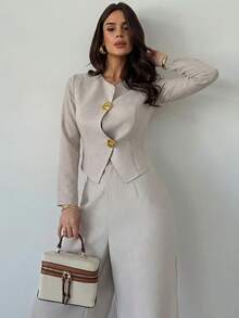 Firerie 秋季新款女士卡其色亚麻纹理不对称金属扣长袖外套和高腰显瘦阔腿裤套装，杏色，优雅办公两件套 - 杏色 - 查看 3