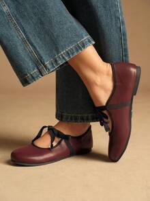 Rosivie Women's Retro Elegant Elegant Contrast Color Bow Decor Round Toe Flat Shoes Valentine's Day - Burgundy - View 3
